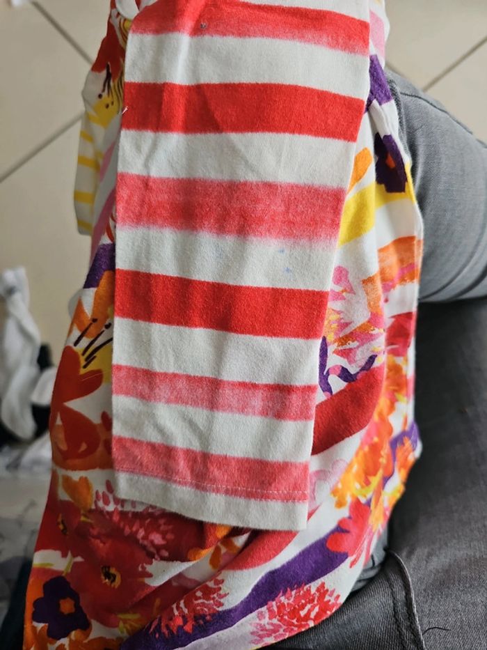 Lot t shirt  4 ans - photo numéro 5