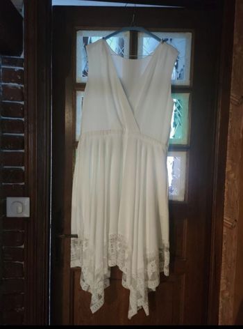 Robe cérémonie col décolleté