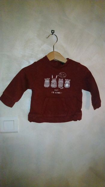 Joli sweat Kiabi taille 6 mois