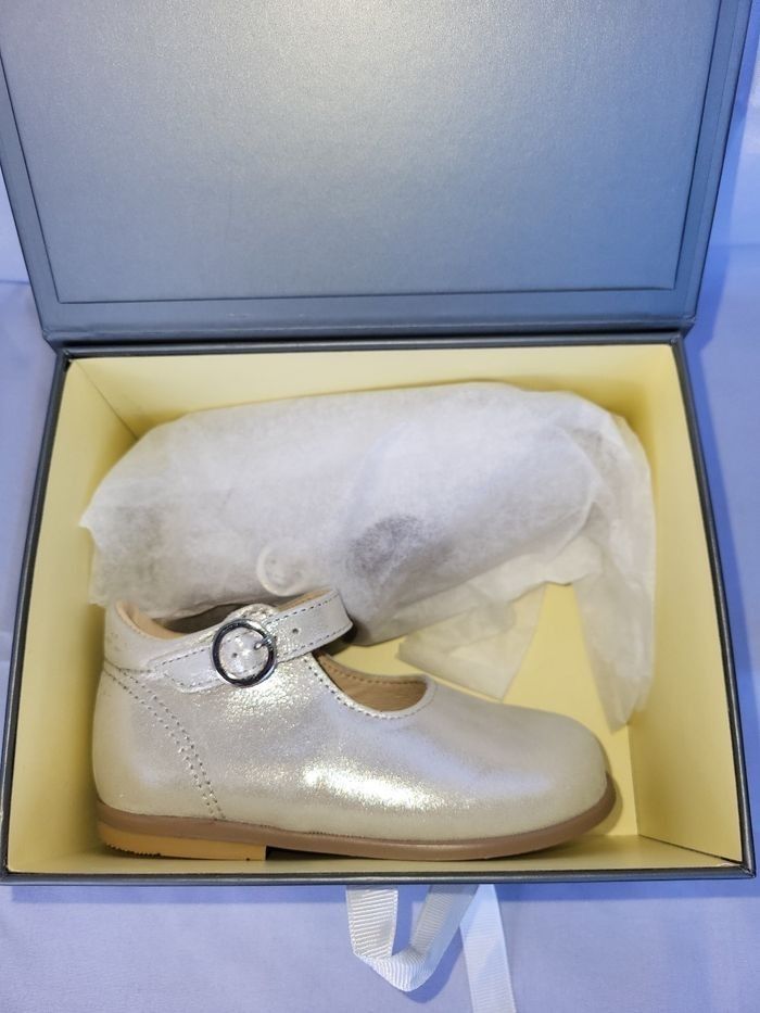 Chaussures charles IX fille en cuir crème irisé Point 22  Made in France 🇨🇵 - photo numéro 2