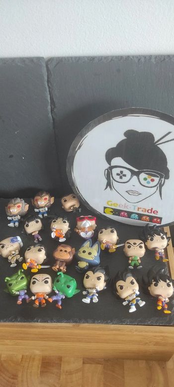 Lot 20 figurine mini pop funko calendrier de avant avent calendar dragon ball Z Dbz
