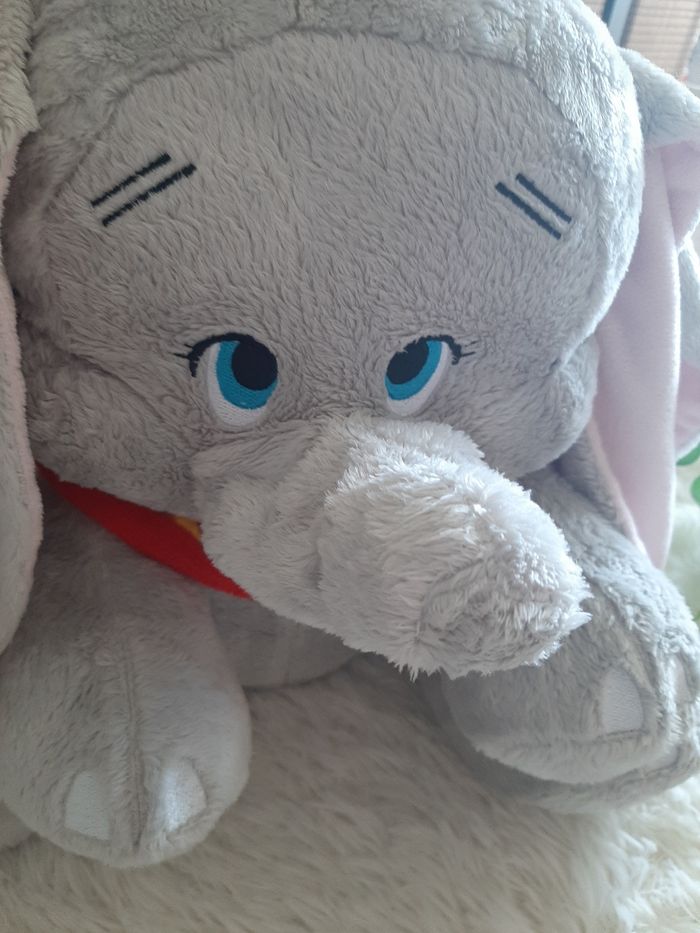 Grosse peluche Dumbo - photo numéro 5