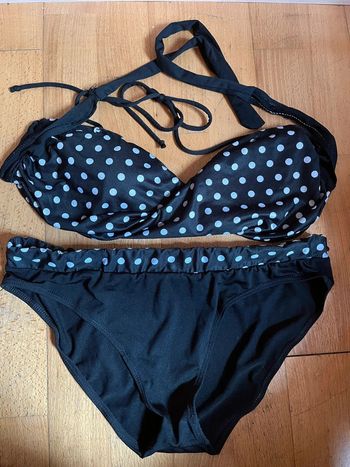 Maillot de bain 2 pièces noirs à pois blancs 44