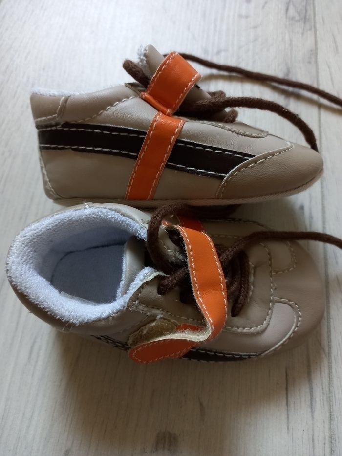 Chaussures bébé 3/6 mois