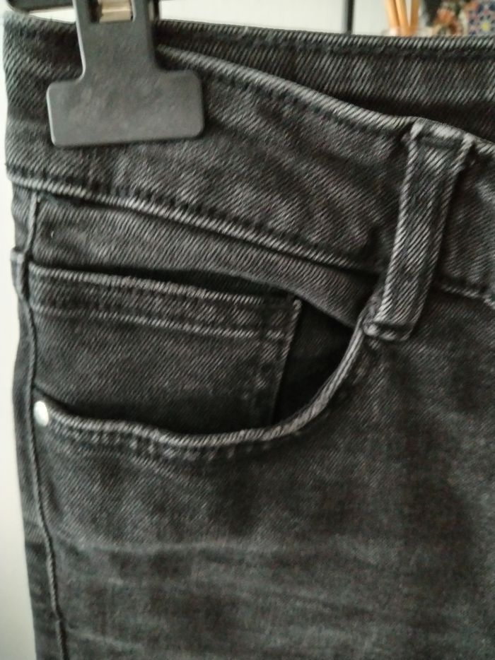 Jean noir Zara - photo numéro 3