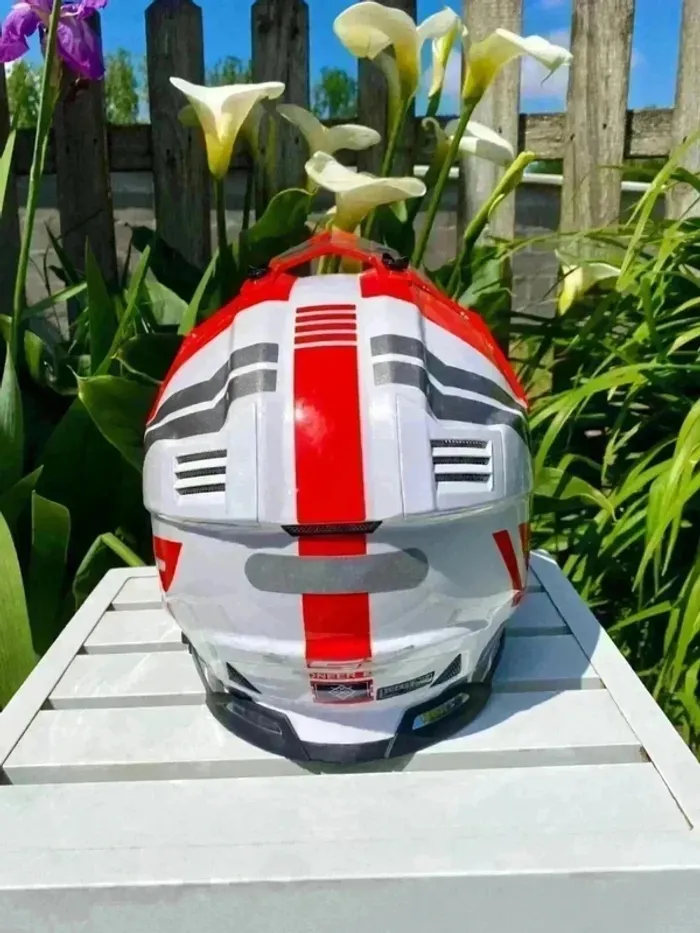 Casque de moto - photo numéro 6