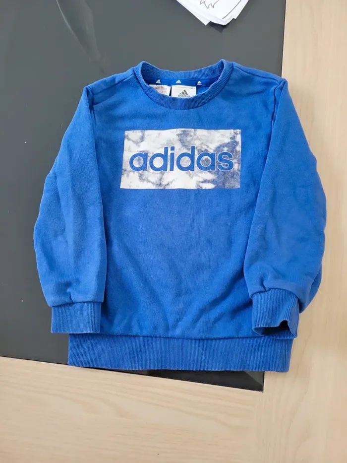 Pull Adidas 3ans