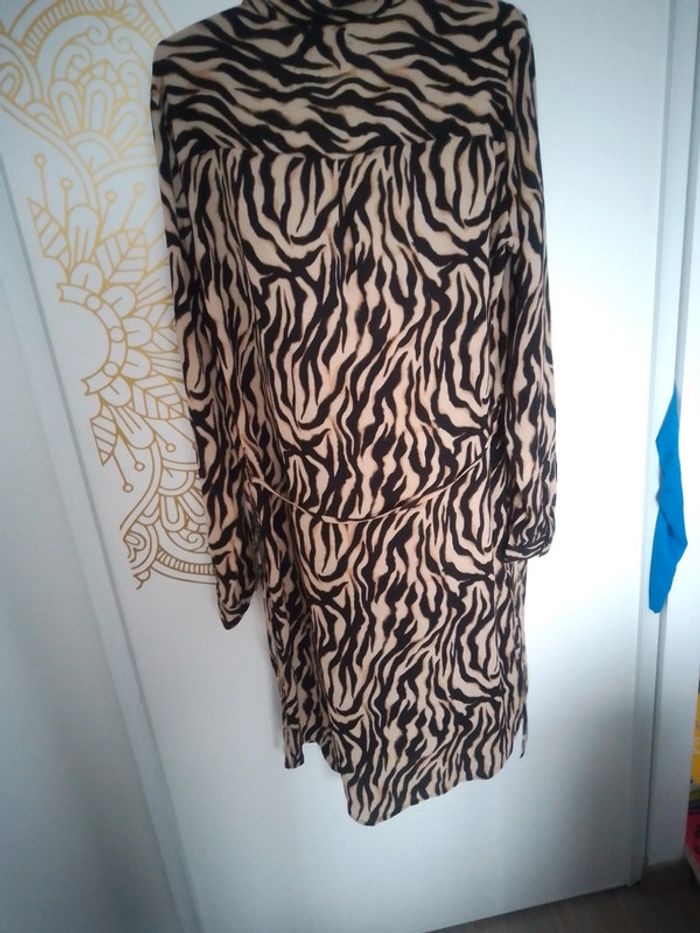 Robe tunique imprimée animal taille 44 - photo numéro 4