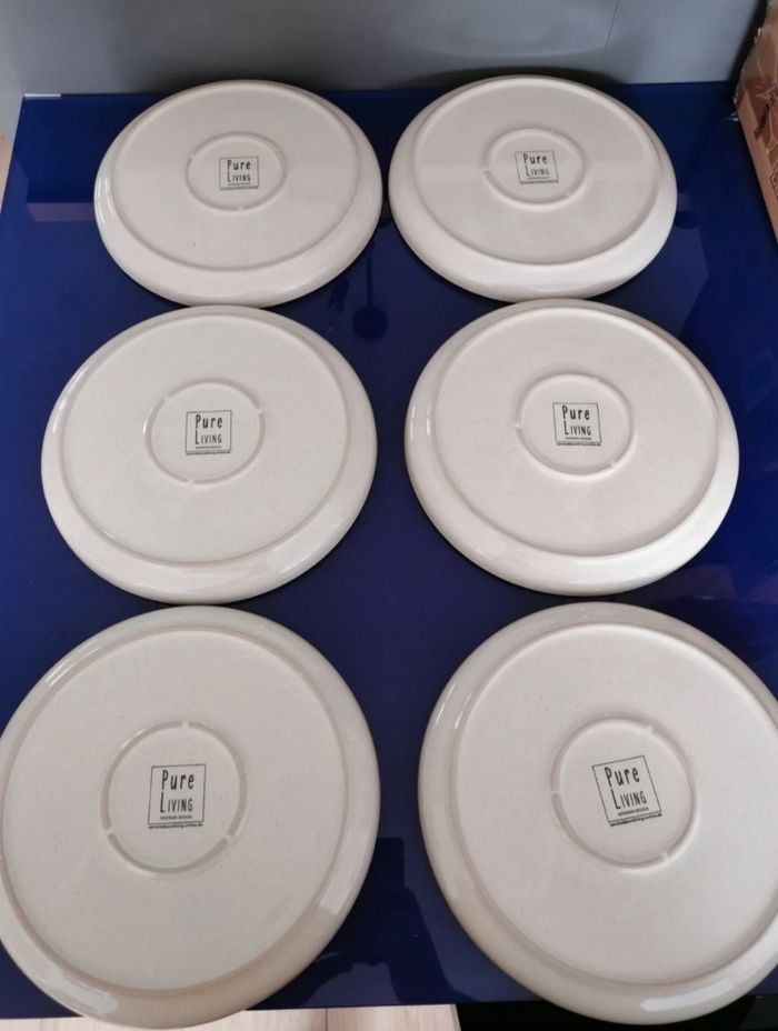 ASSIETTES PLATES RUSTIQUES BEIGE EN GRÈS - photo numéro 2