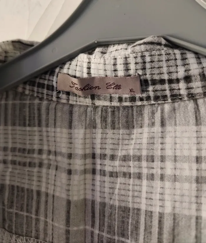 Magnifique blouse fashion elle taille 42 ou Xl - photo numéro 3