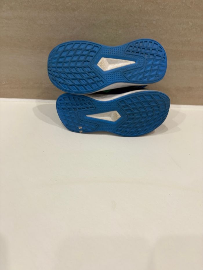 👟 Baskets enfant Adidas bleu – Très bon état ! - photo numéro 3