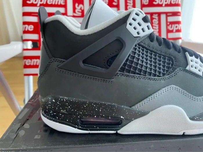 Jordan 4 rétro Fear 2024 - photo numéro 7