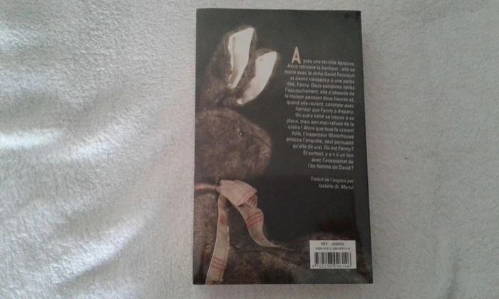 Livre neuf Pas de berceuse pour Fanny - Sophie Hannah - photo numéro 2