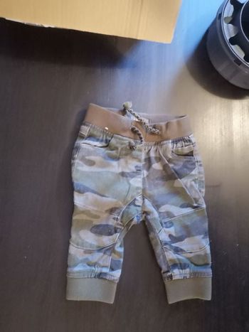 Pantalon militaire