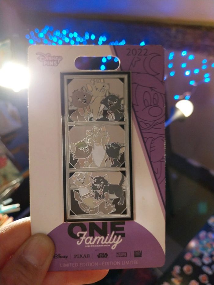 Pins Disney aristochats chaton officiel