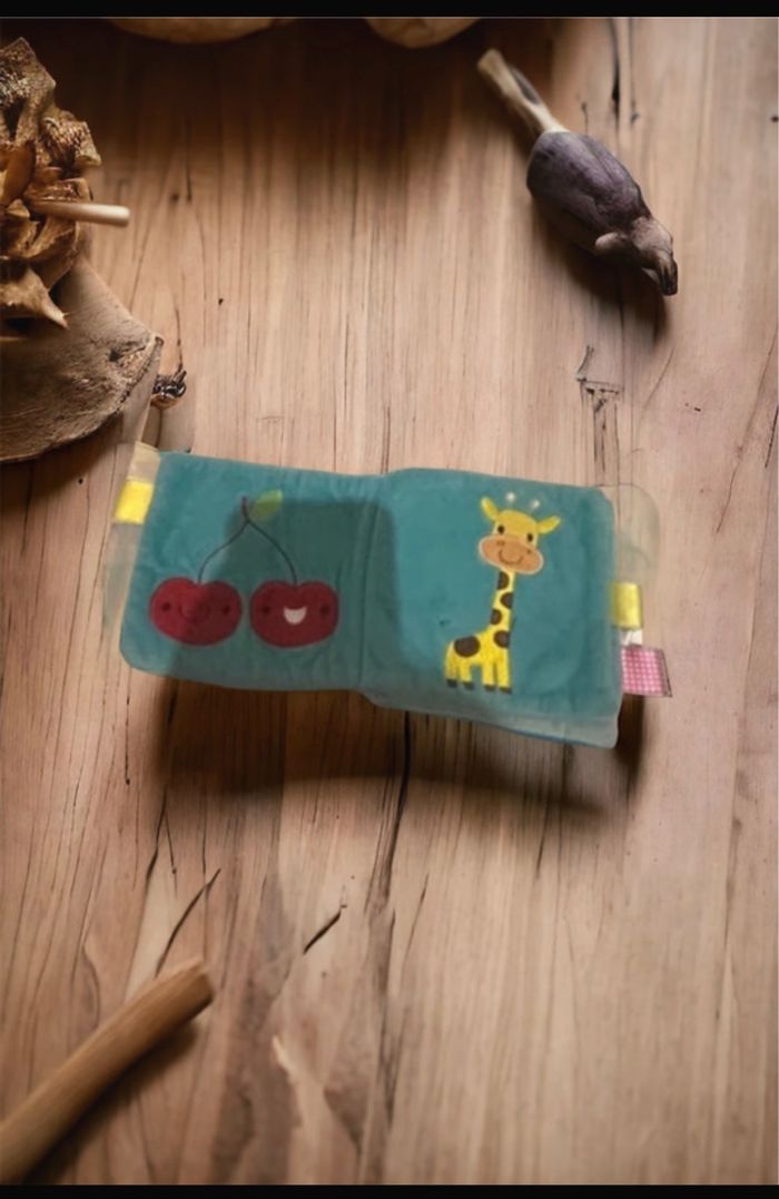 Livre bébé🧸 - photo numéro 4