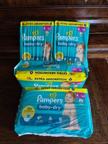 Couche taille 4+ Pampers : 160 couches
