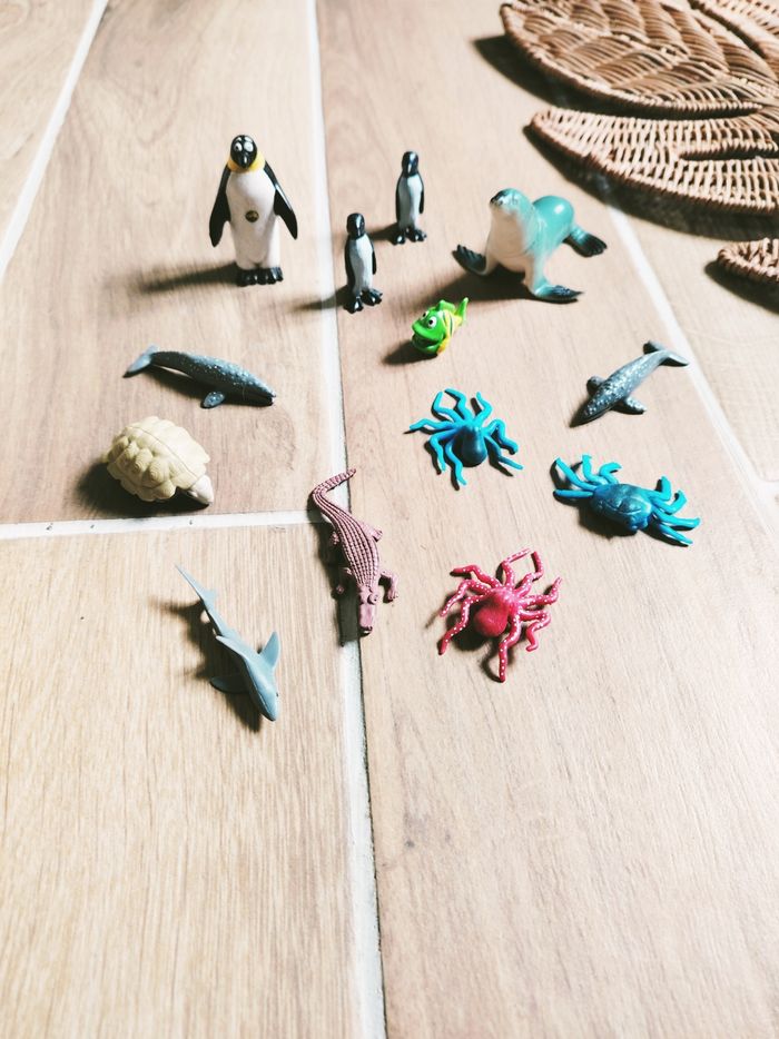 🐧Lot divers animaux marins crabes, pinguin..Montessori en plastique