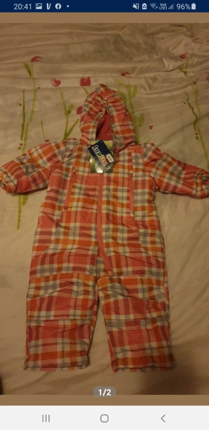 Combinaison neuve 1 an