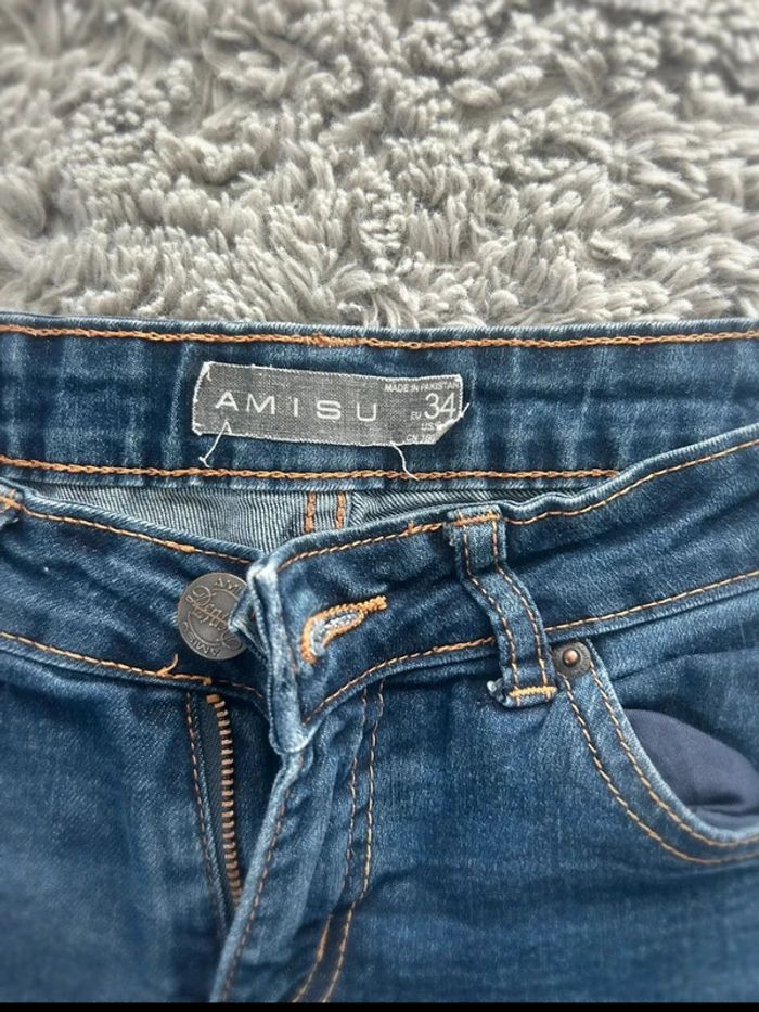 Short en jeans taille 34 eur - photo numéro 3