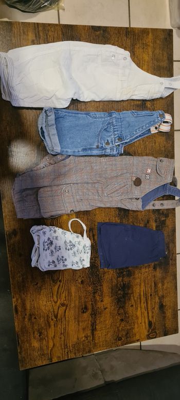 Lot vêtements bébé 9 mois