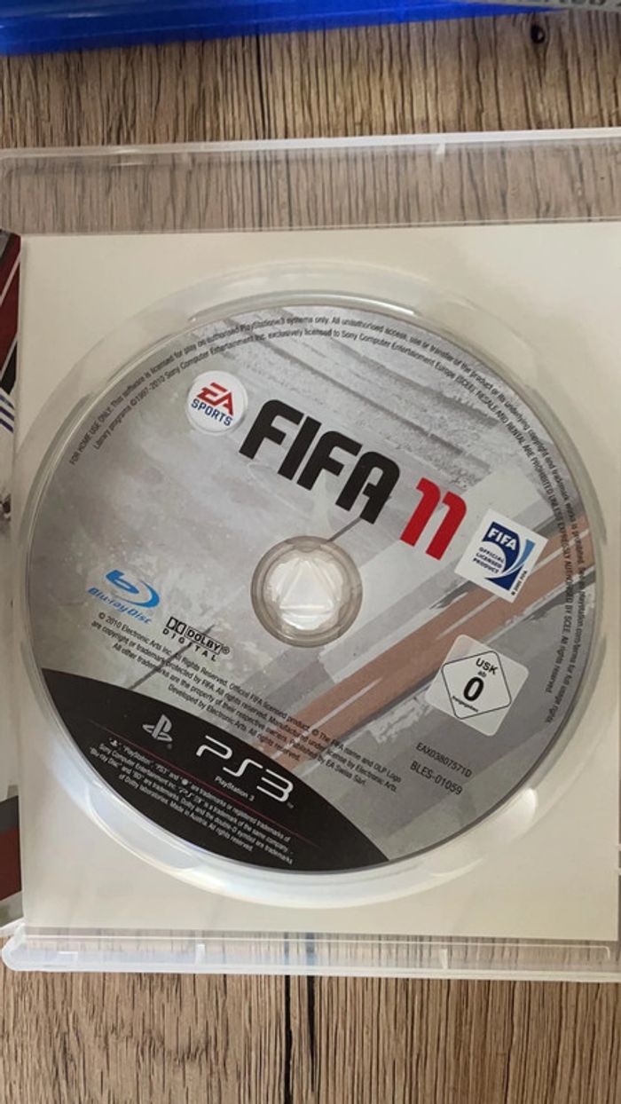 Jeu fifa 11 13 et 15 - photo numéro 2