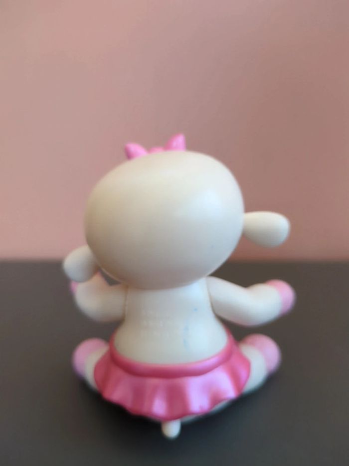 figurine docteur la peluche Disney - photo numéro 2