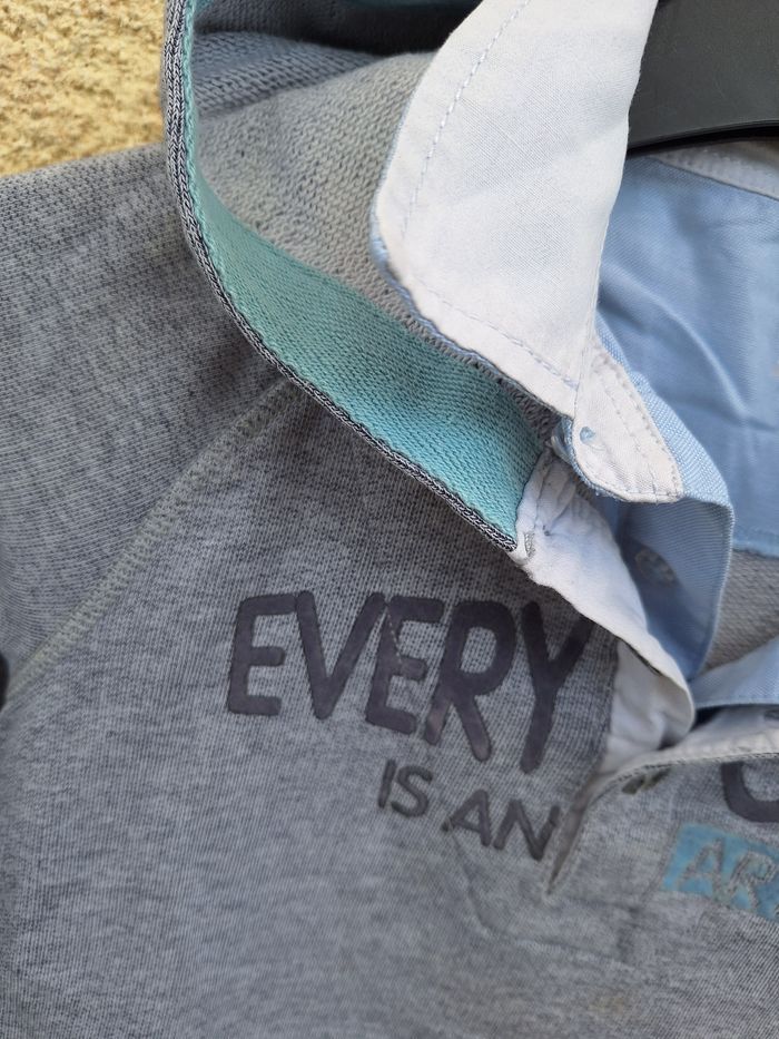 👔 Sweat à capuche avec col de chemise intégré Okaïdi 8 ans - photo numéro 2