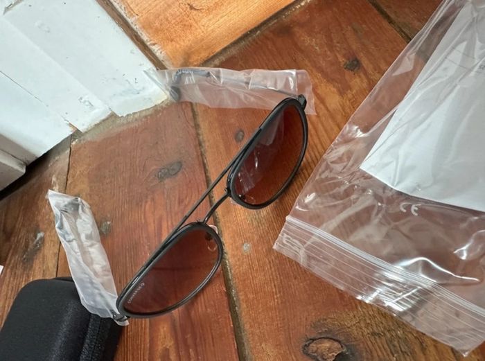 NEUF De Rigo paire de lunettes de soleil Converse all stars étui noires rétro vintage - photo numéro 5