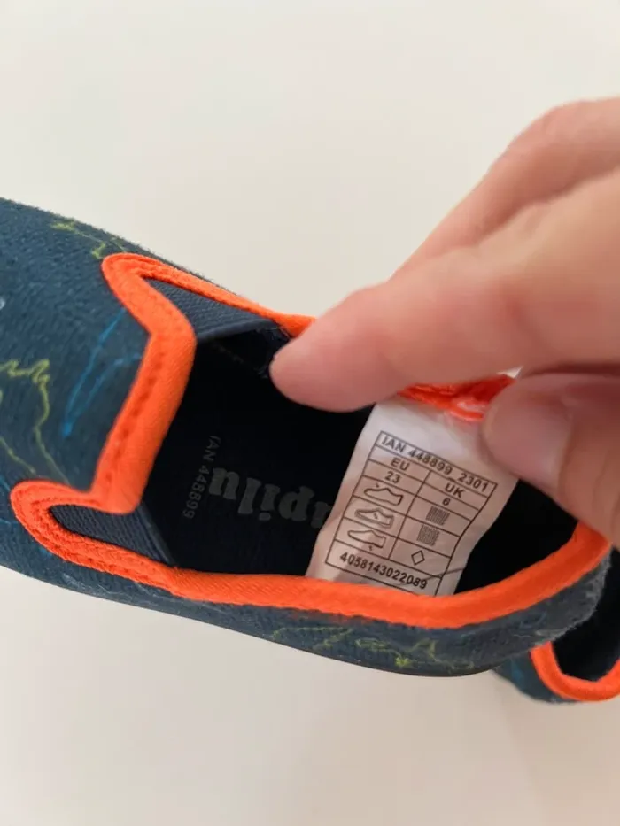Chaussons enfant dinosaures taille 23 - photo numéro 5