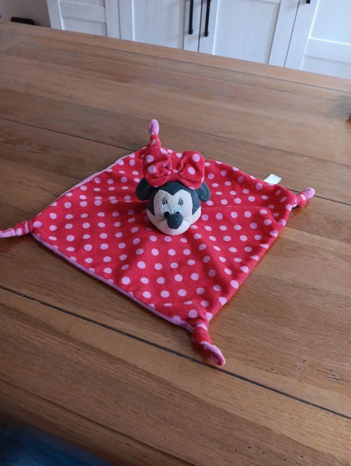 Doudou Minnie Disney (4)