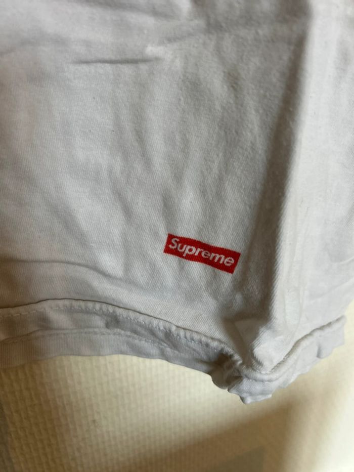 T shirt blanc suprême - photo numéro 2