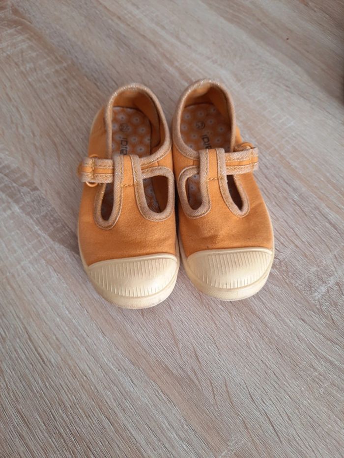 Chaussure T27