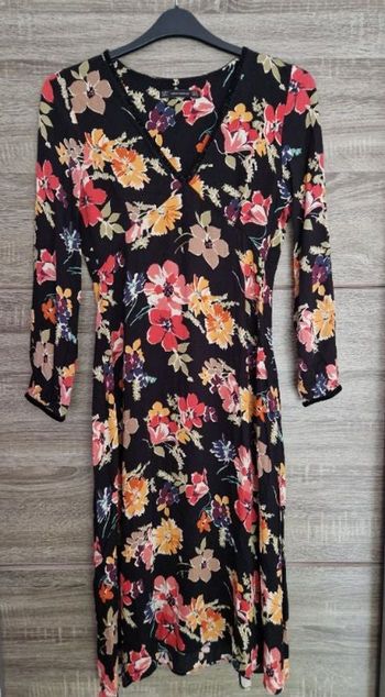Magnifique robe longue fleuries Taille 38 Zara Trafaluc collection