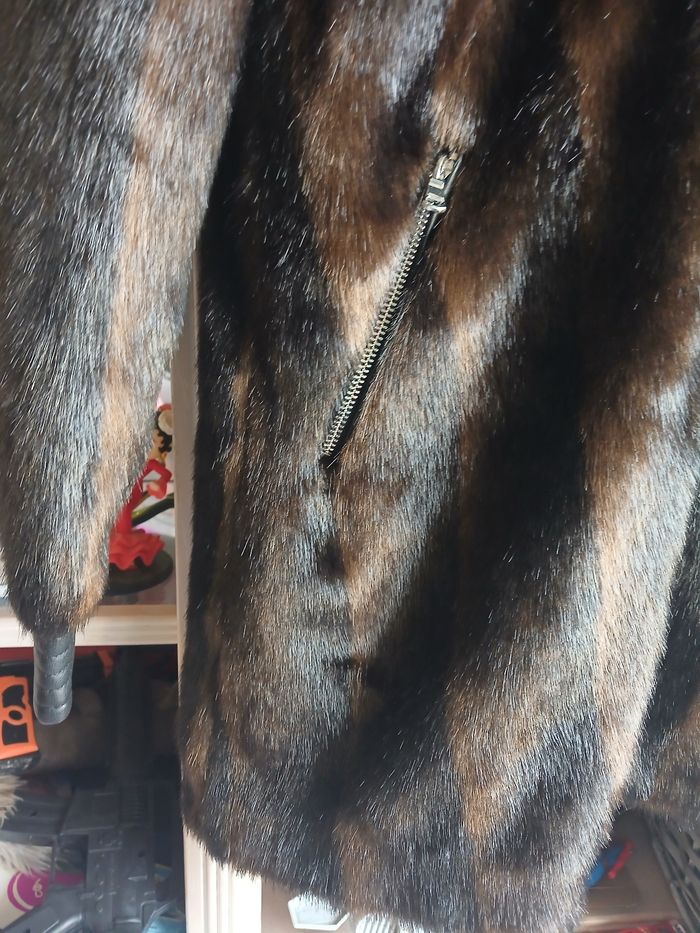 Veste en fausses fourrure taille XS marron et noir - photo numéro 2