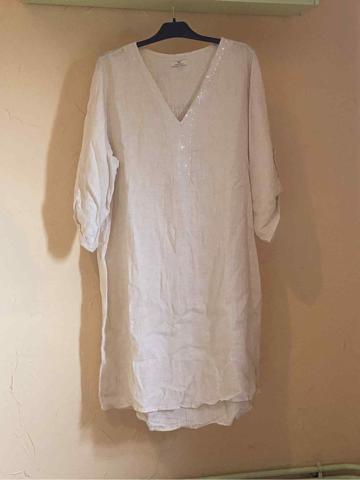 Robe beige lin