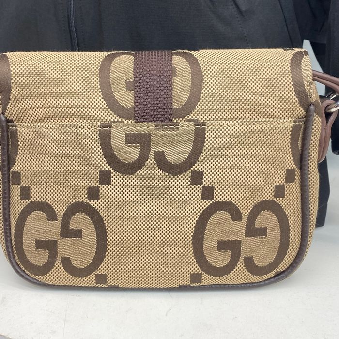 Saccoche a main - photo numéro 3