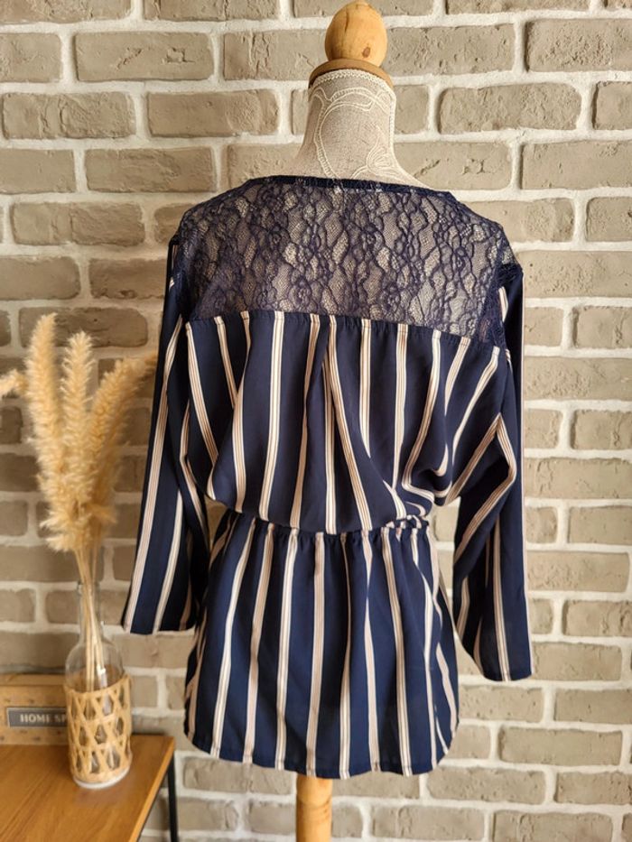 Blouse cache-cœur avec ceinture et dentelle Cache Cache - Casual chic - photo numéro 9