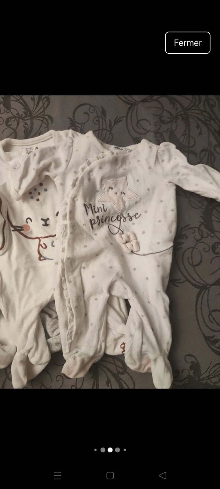 Lot de pyjamas - photo numéro 4