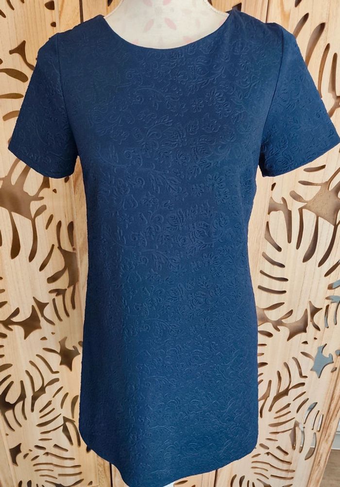 Mini-robe bleu marine à motif floral en relief Taille S Atmosphère - photo numéro 5