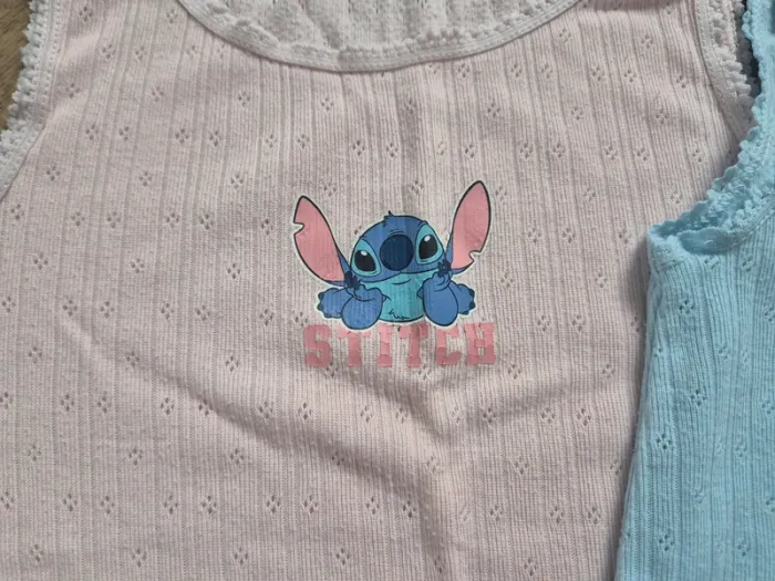 Maillot de corps stitch 6/7 ans En tres bon état - photo numéro 3