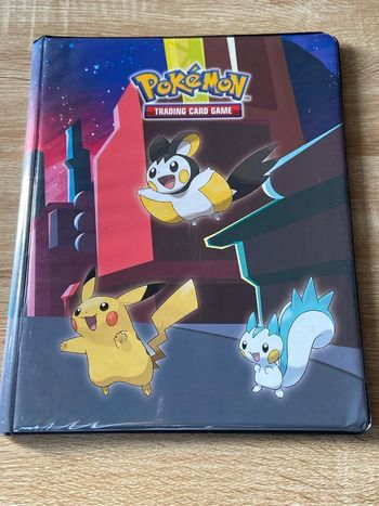 Classeur pokémon Pikachu Emolga Pachirisu 