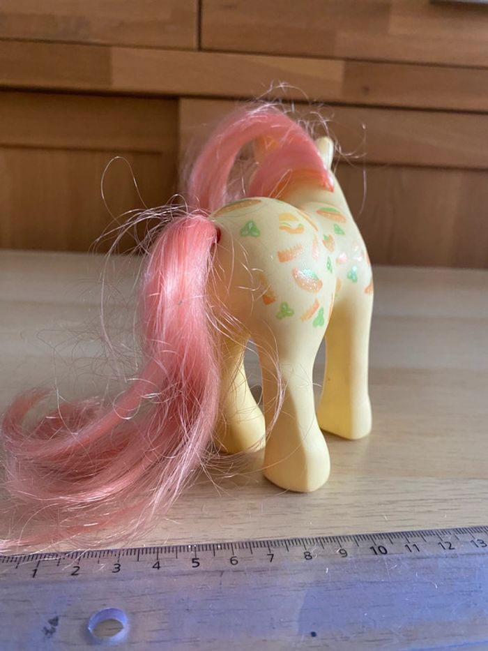 My Little Pony Munchy Year Six Twice as Fancy Ponies Il G1 Pony poney petit - photo numéro 5