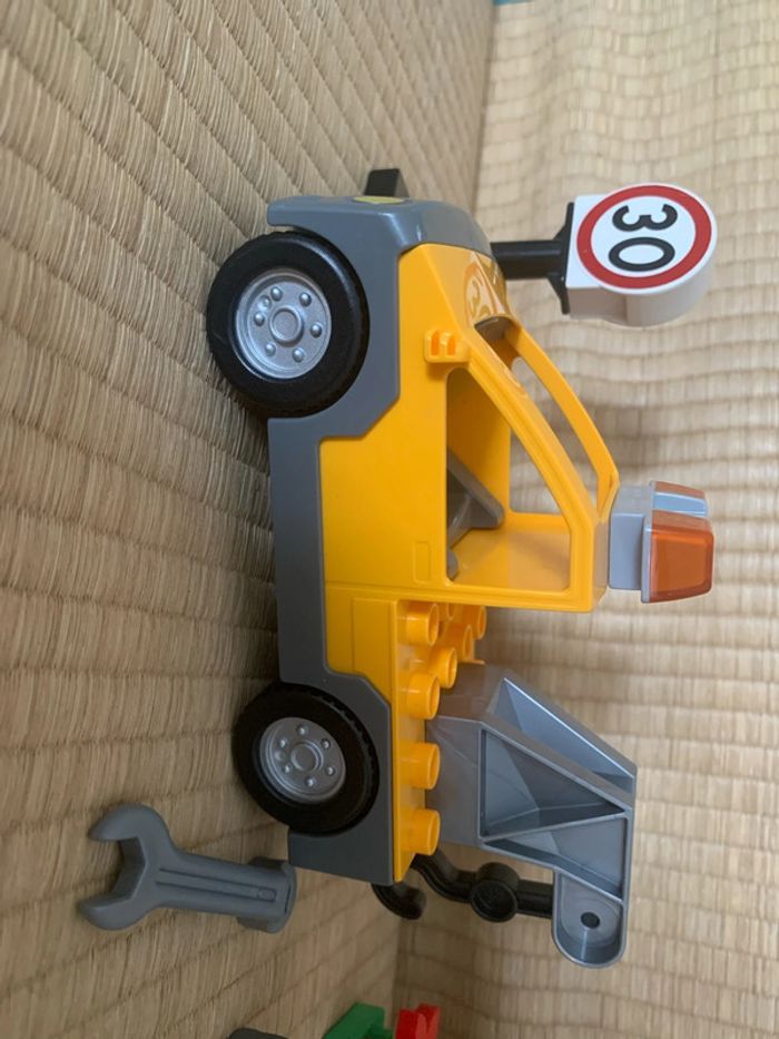 La dépanneuse 6146 lego duplo - photo numéro 3