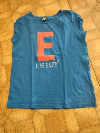 T-shirt tape à l'oeil 8 ans