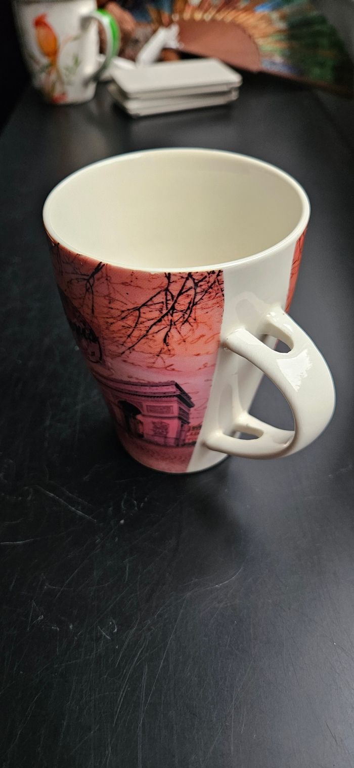 Mug Tour Eiffel & Notre-Dame avec cuillère intégrée – Marque Tour - photo numéro 4