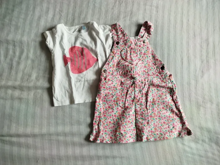 Robe + tee shirt 23 mois