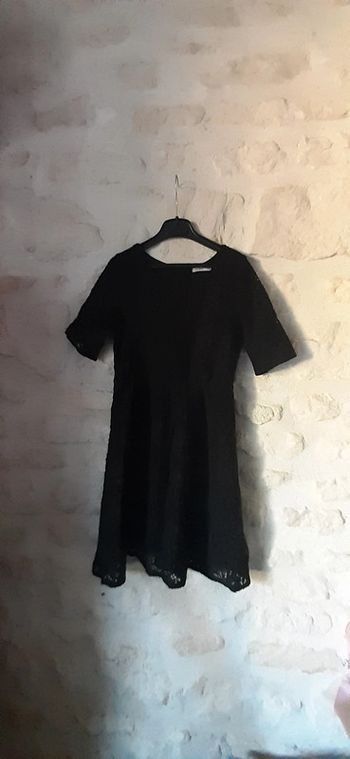 Robe noire dentelles 12 ans