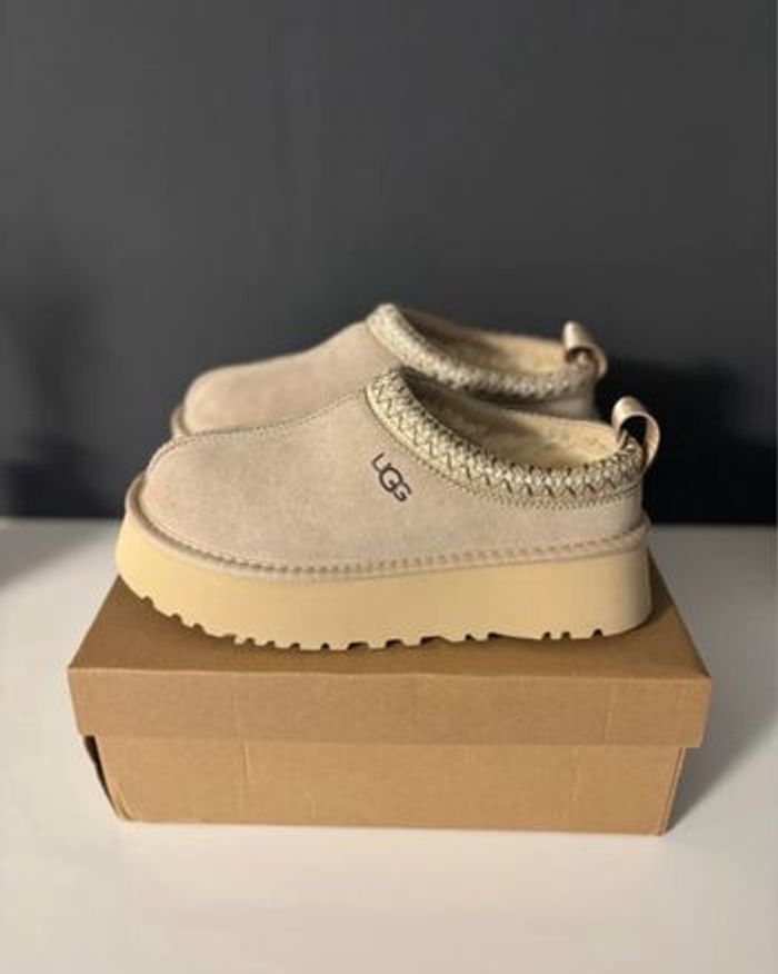 Ugg neuve - photo numéro 3
