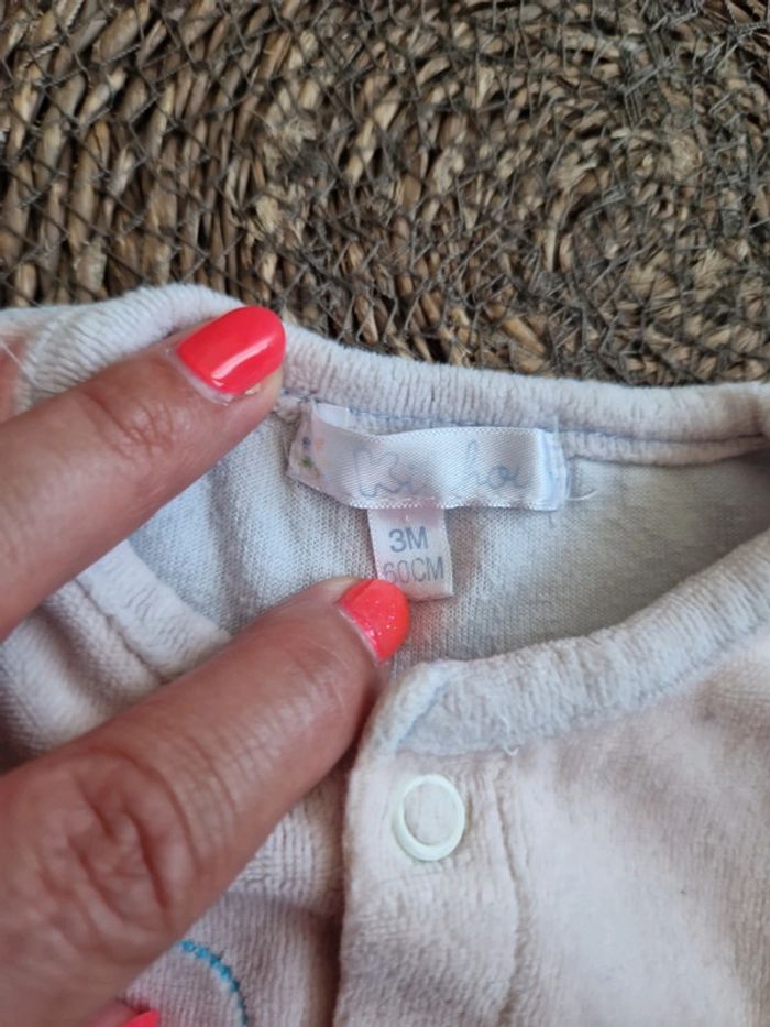 Joli pyjama 1 pièce taille 3 mois - photo numéro 3